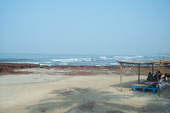מוריג'ים Sea View Resort מראה חיצוני תמונה